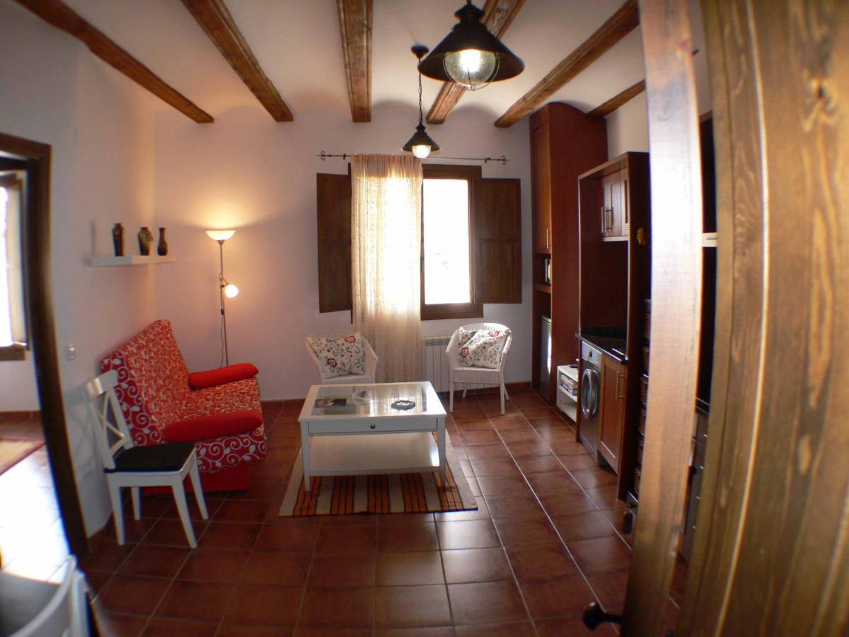 1 P Casa De Fernandez Rajo * Orihuela del Tremedal